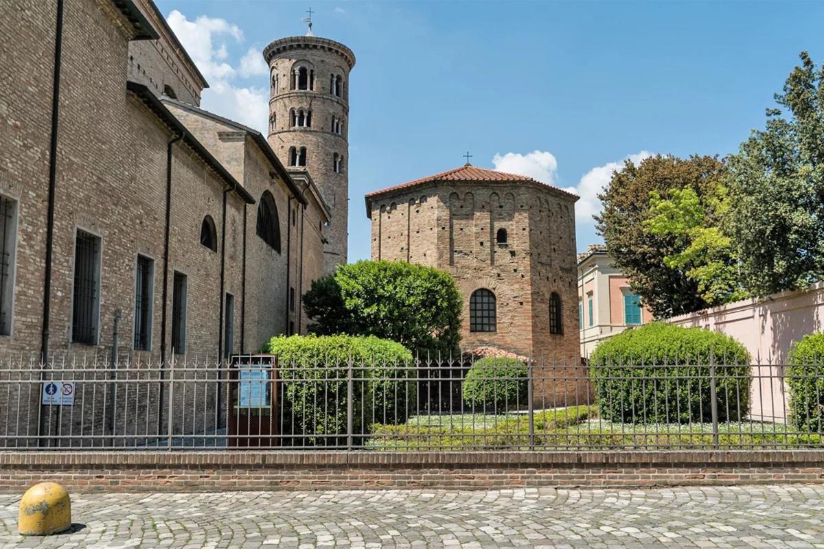 Duomo - City Center Appartamento Elegante Con Suite Ravenna Dış mekan fotoğraf